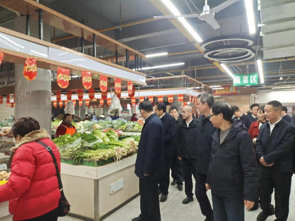 市委書記胡亞波帶隊(duì)至市場運(yùn)營公司所屬象山市場開展安全生產(chǎn)和物資保供檢查活動(2)98.png